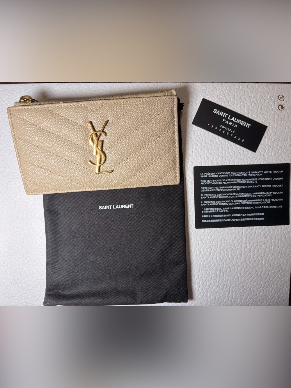 Saint Laurent Beige Quilted Leather Card Case with Gold YSL Logo - Picture 3 of 8